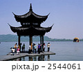 杭州の西湖湖畔