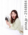 寝坊した女性