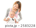 赤ちゃんと保育士