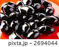 黒豆煮豆　赤い器