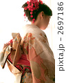 着物を着た女性