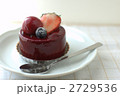 イチゴとさくらんぼのムース