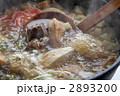 2893200