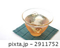 竹製コースターと麦茶