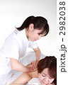 エステを受ける女性