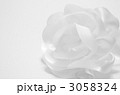 サテンの造花