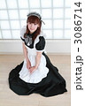 メイド姿の可愛い美女