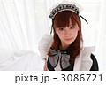 メイド姿の可愛い美女