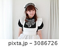 メイド姿の可愛い美女