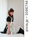 メイド姿の可愛い美女