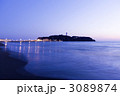 夕暮れの江ノ島