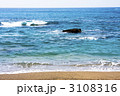 青い海