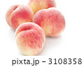 みずみずしい桃