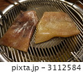 ブタの皮の焼き肉料理