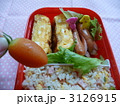 夏休みの宿題　手作りお弁当　ミニトマトを添えましょう(^^)