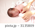 新生児の着替え