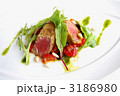 香草入りパン粉をまとった本鮪のロースト 地中海風トマトソース