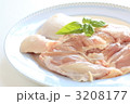 国産の鶏もも肉とバジル