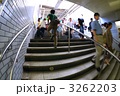 駅の階段