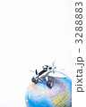 3288883