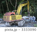解体車　自動車　重機　ボロボロ　つぶす　使用済み