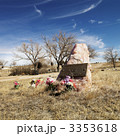 3353618