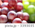 赤いぶどうのアップ