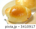 ハムチーズロールパン（アップ）