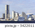 横浜みなとみらい　客船の見える風景