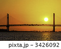 横浜　ベイブリッジ　日の出