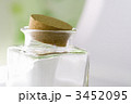 壜とコルクの蓋