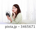 寝坊した女性