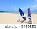 バリ島ビーチに置かれたサーフボード