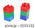 3533132