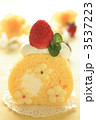 苺のロールケーキ