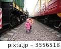 3556518