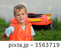 3563719