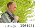 3564921