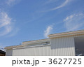 3627725