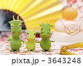 辰の家族のクラフトと扇子と鏡餅