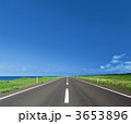 3653896
