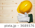 3689376
