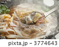 3774643