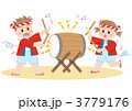 和太鼓を叩く男の子と女の子