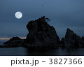 月と浄土ヶ浜