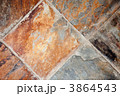3864543
