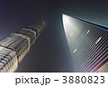 3880823