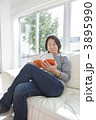 読書をする男性