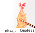 3906911