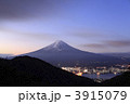 御坂峠天下茶屋前からの富士山
